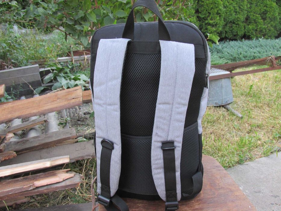 Рюкзак с выходом USB