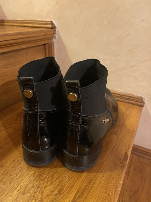 Buty lakierowane na jesień
