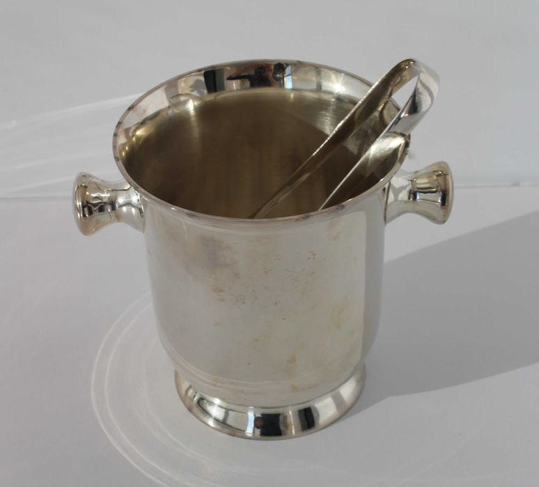 Ice Bucket with Shell-shaped Base64861514499074121