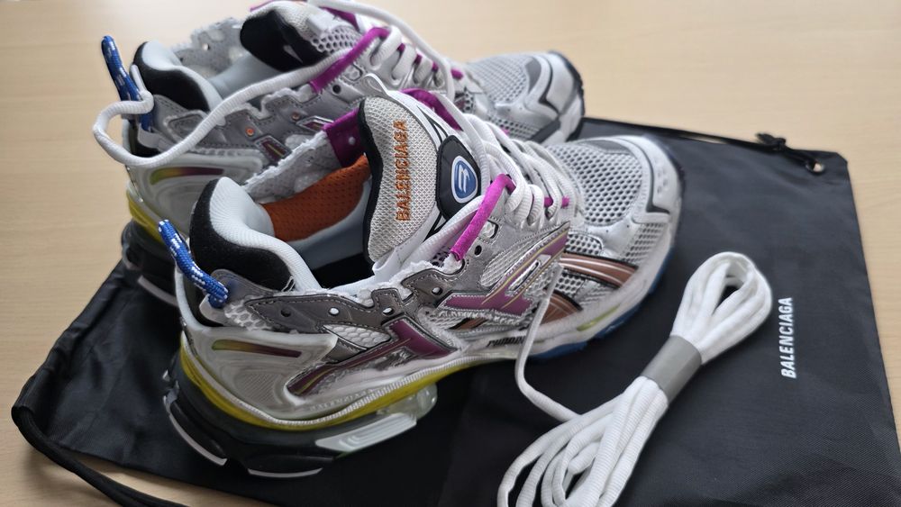 balenciaga runner