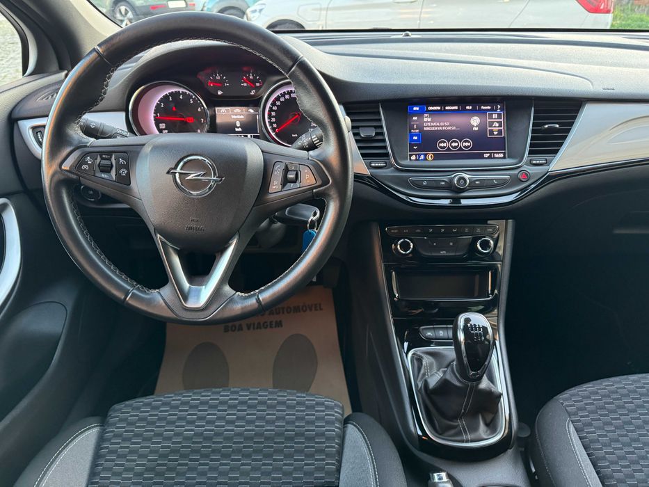 Opel Astra 1.2 T GS Line