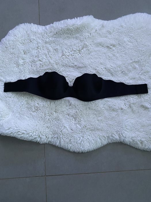 Biustonosz pusch up bez ramiączek. Lasenza