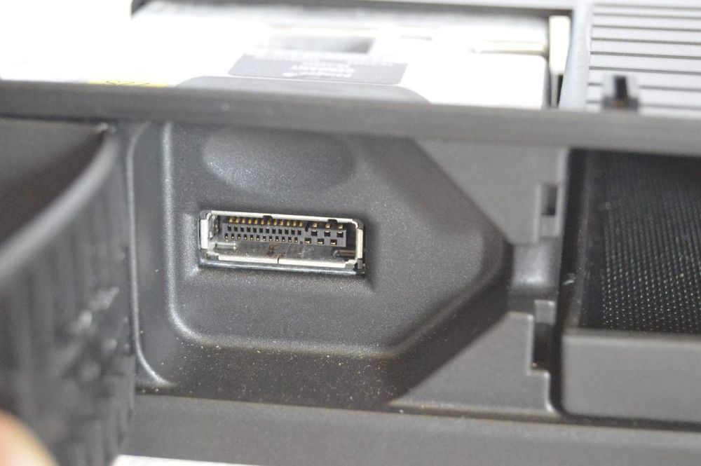 MODULO UNIDADE CONTROLO INTERFACE AMI MULTIMEDIA SOM 8T0035785A AUDI