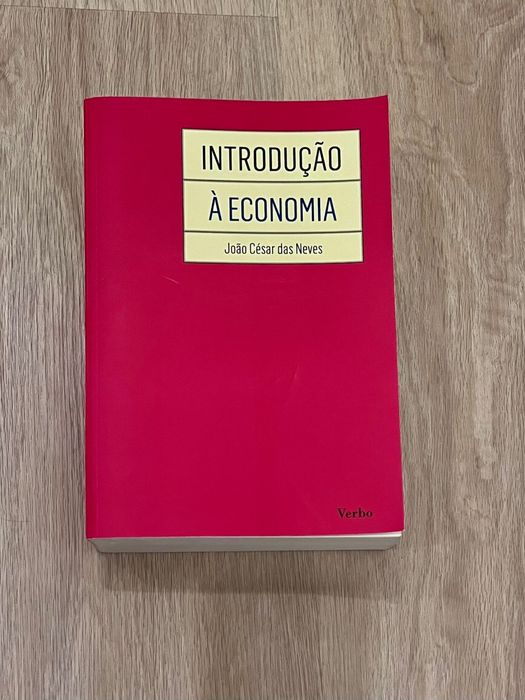 Manual "Introduction to Economics" by João César das Neves64738750841601120