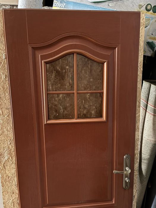 Drzwi, skrzydło drzwiowe 70P + ościeżnica drewniana + opaski, komplet