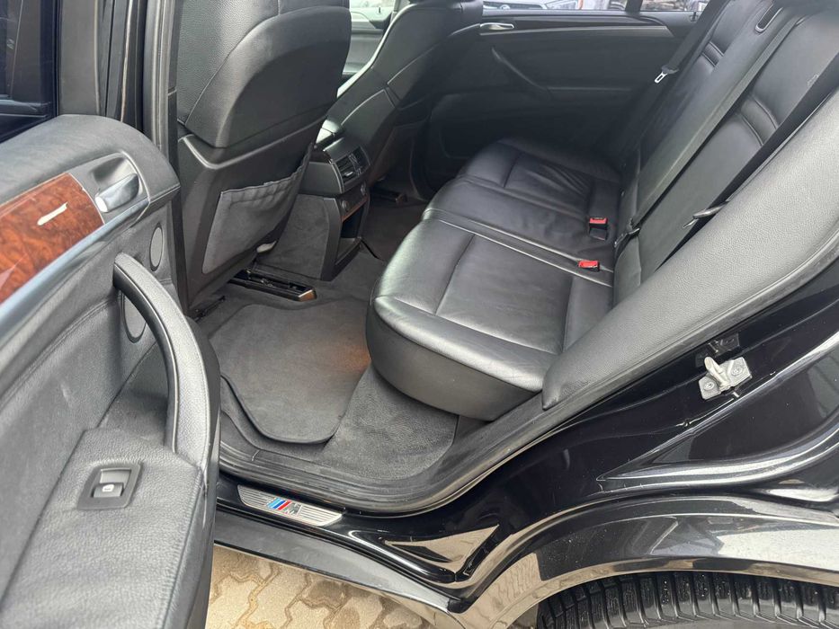 Perfekcyjne BMW X5  E70