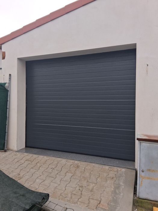 Portão seccionado de garagem por medida Novas cores