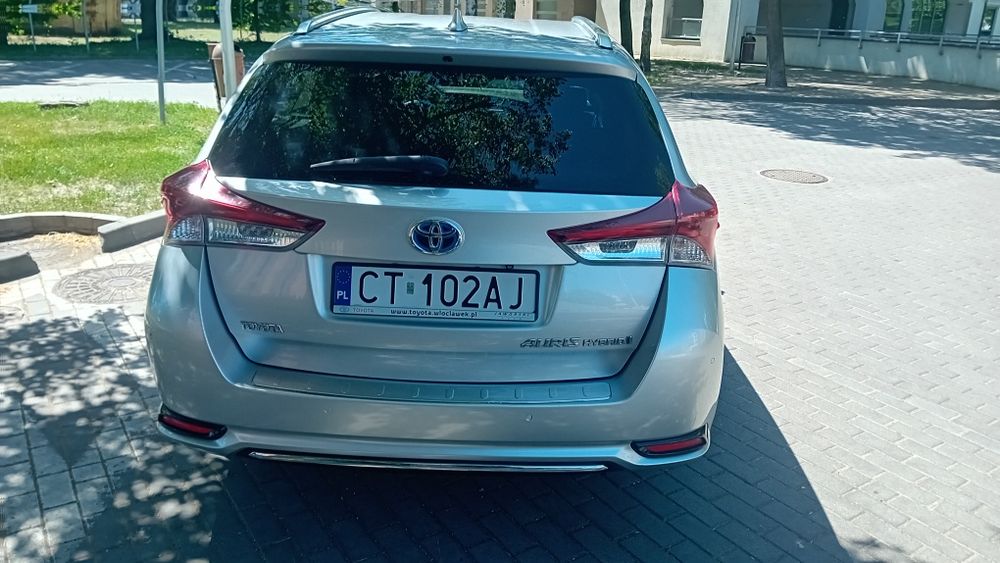 Toyota Auris Hybryda