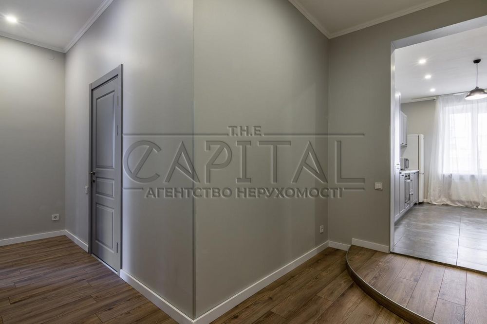 Оренда квартири, пл. Бессарабська, Центр