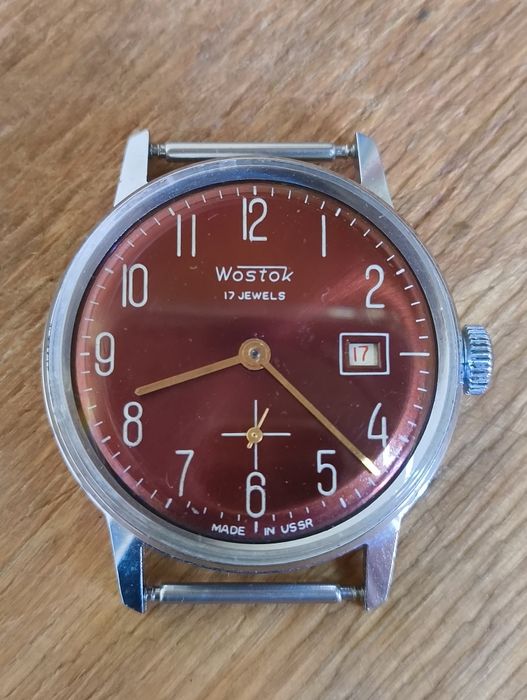 Наручний Годинник. Часы наручные восток в хроме,ссср.