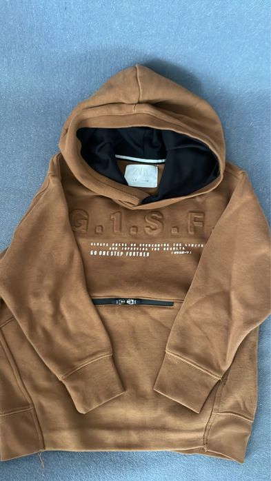 Худи Zara.
