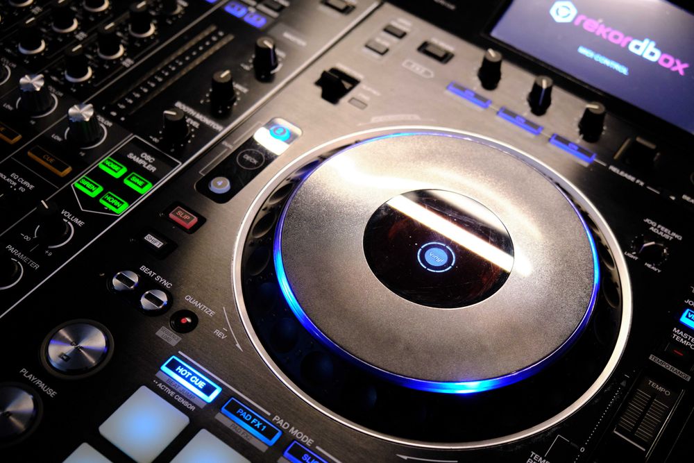 Kontroler Pioneer DJ DDJ-RZX + Case (Rekordbox, Flightcase)