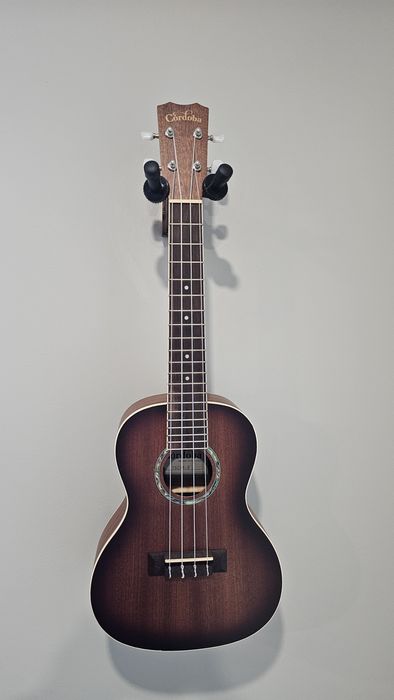 Ukulele Cordoba 15CM-E | Eletroacústico | Concert | Excelente estado