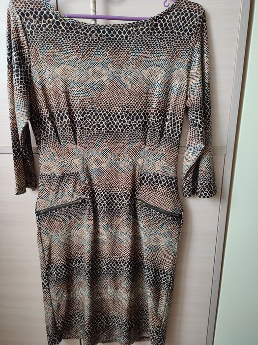 Жіноче плаття з тигровим принтом