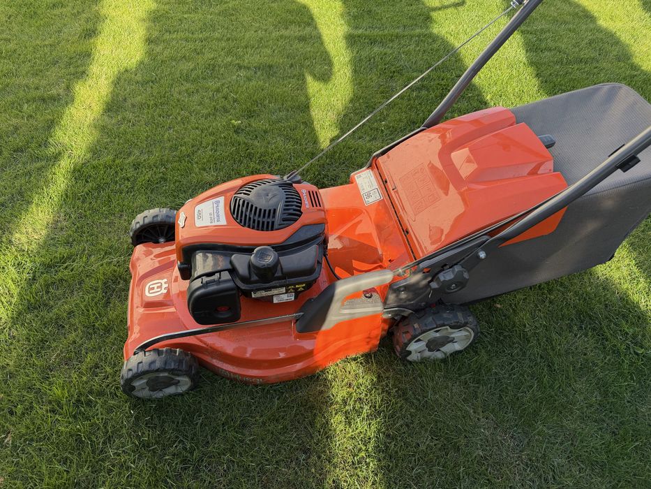 Kosiarka Husqvarna LC 247S