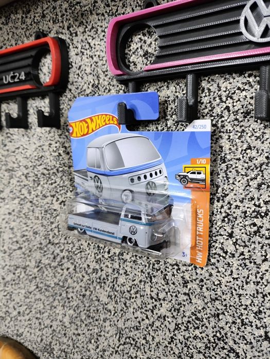Volkswagen T2 pickup, hot wheels matchbox