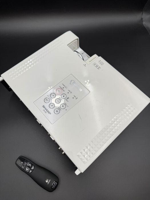 Projektor Sharp XR-50S