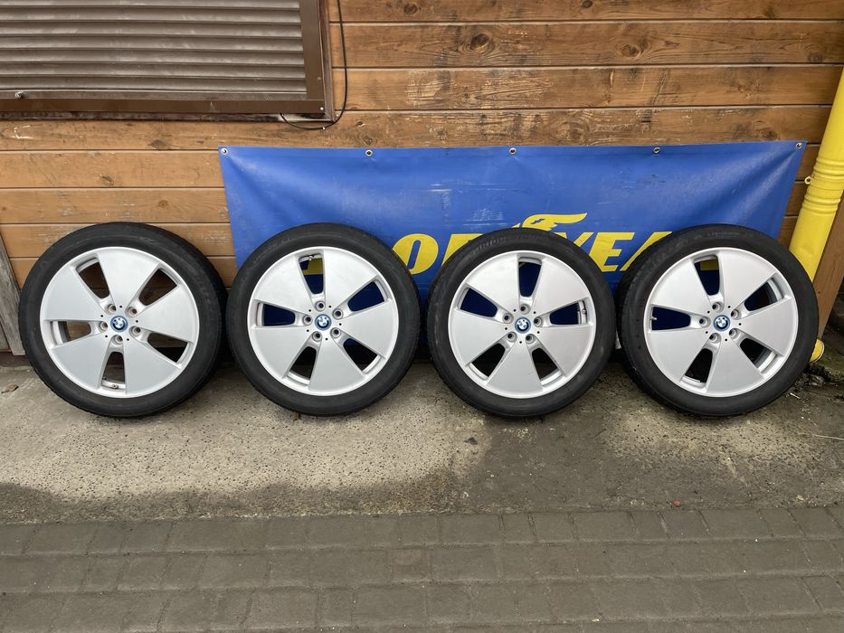 Диски на BMW 13 5J R19 IS43, резиною Bridgestone LM 500 155/70 R19 88Q