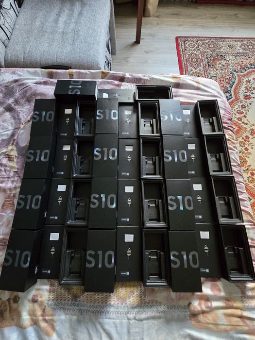Коробки для Samsung Galaxy S10