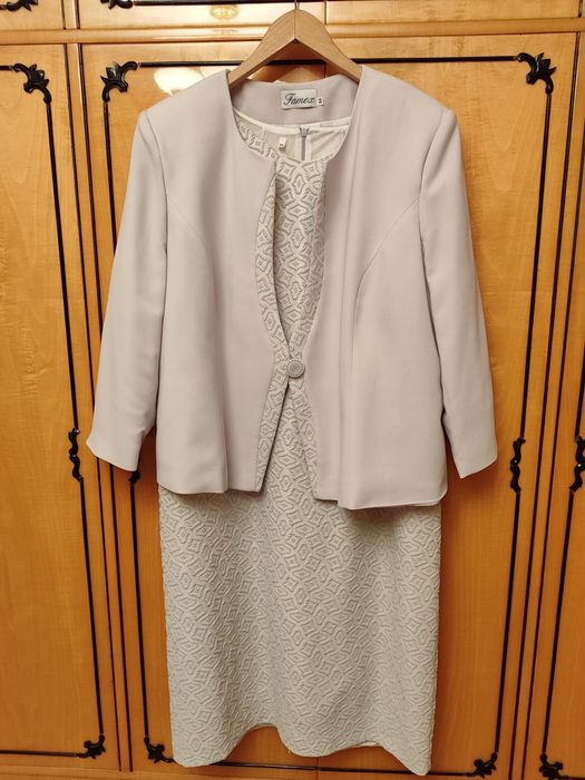 Piękny komplet sukienka z żakietem