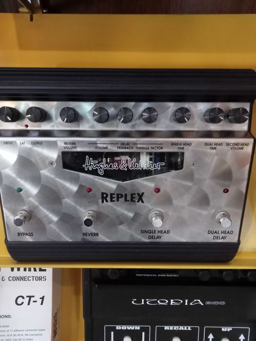 Pedais e pedaleiras [ Guitarra, Baixo & Piano-Teclado ]