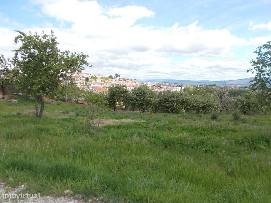Chaves Terreno Urbano 43.000 euros