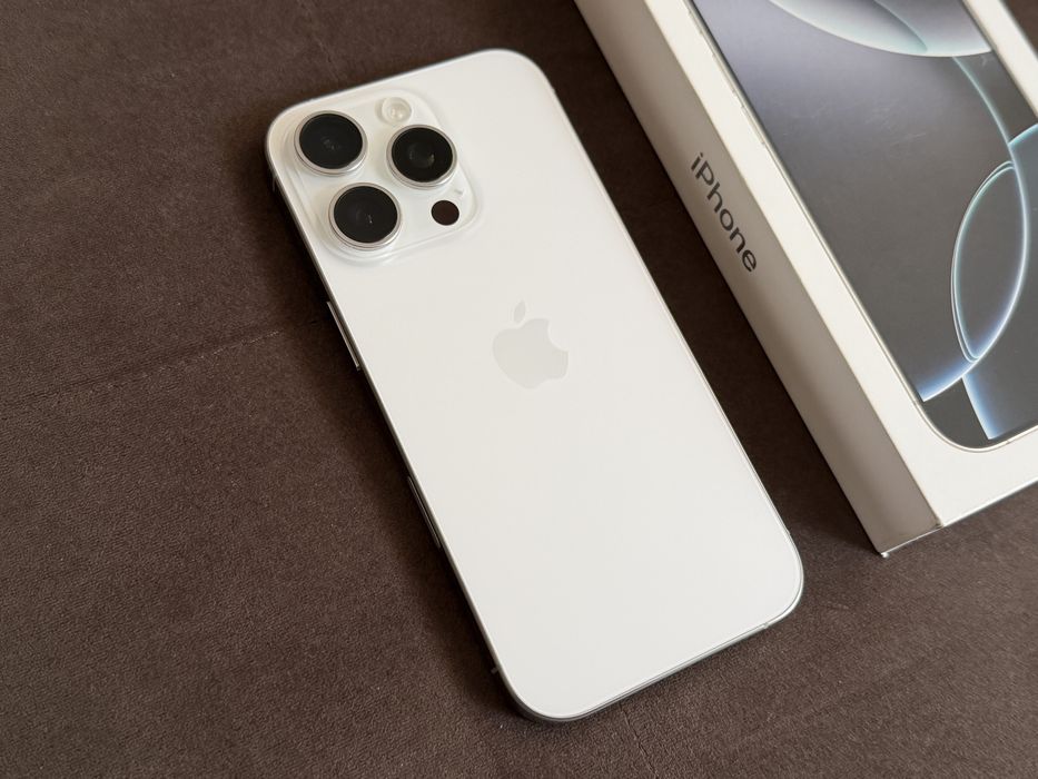 Apple iPhone 16 Pro 256GB White Titanium *jak nowy* etui Komplet! Media Expert!