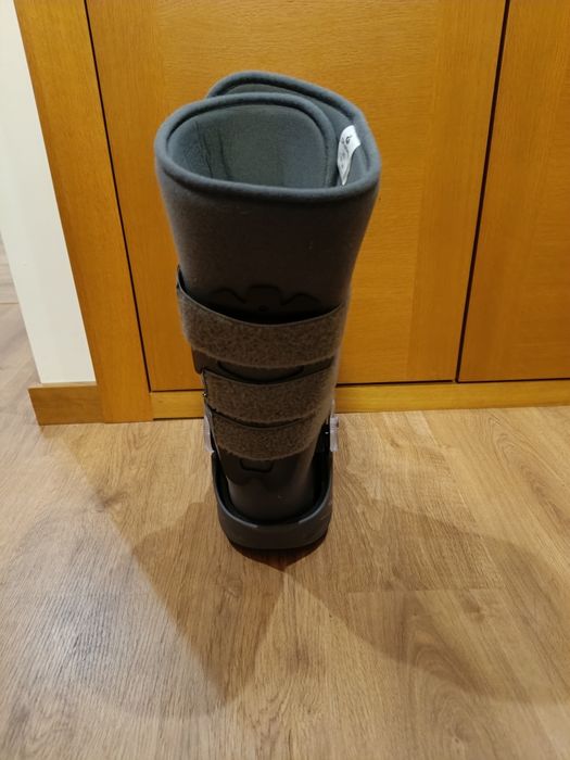 Bota Ortopédica articulada Orliman EST-086