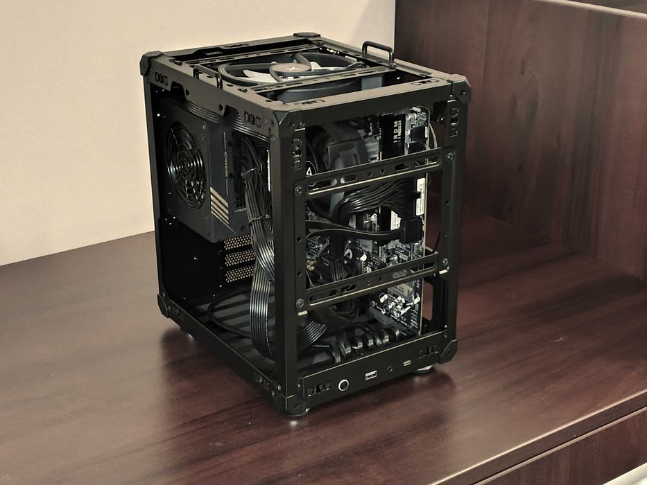 Ігровий ПК на Процесорі AMD Ryzen 5 9600X