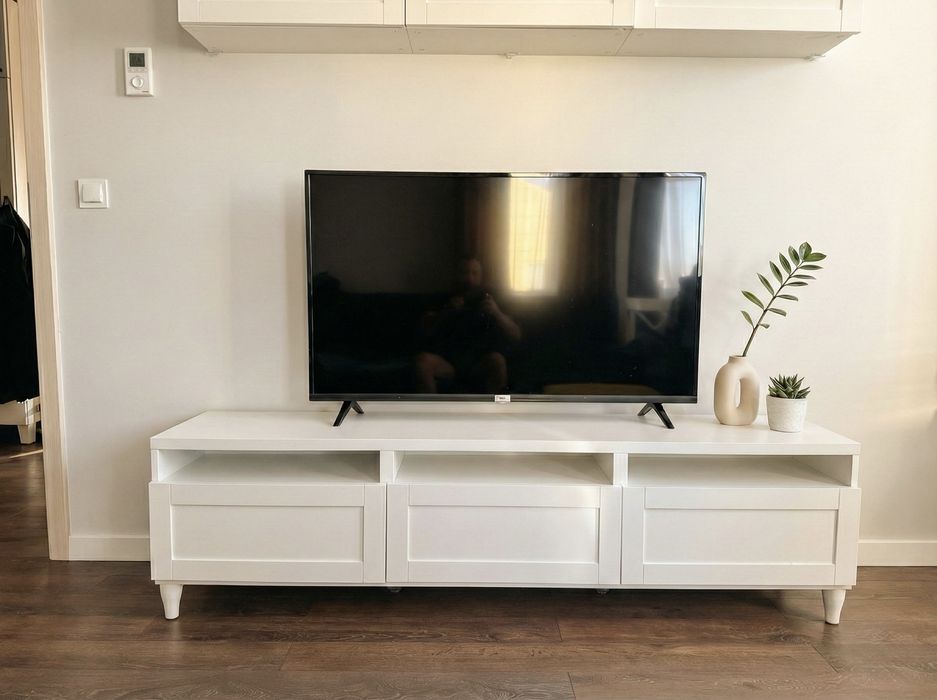 IKEA BESTA szafka pod TV, biała, zadbana