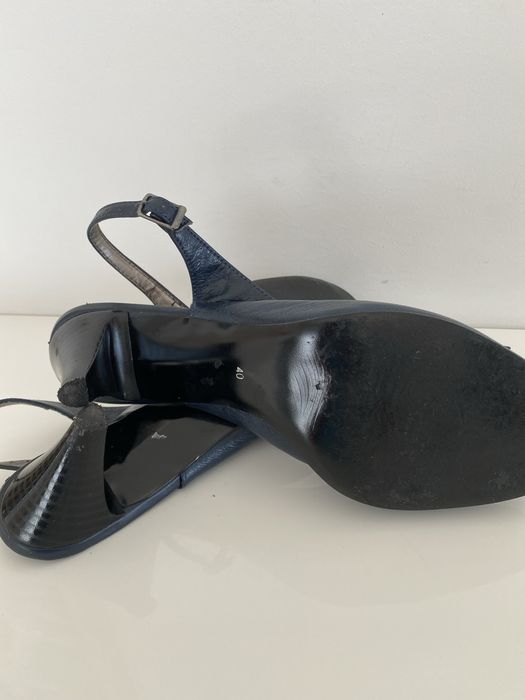 Sandałki na obcasie / 40