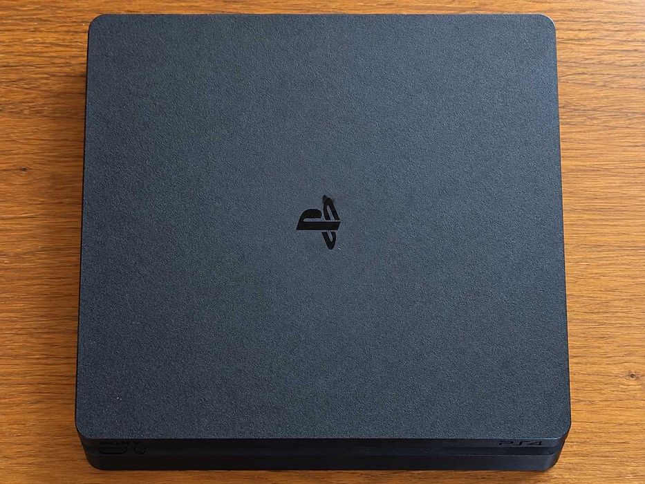 PS4 Slim 1TB + Comando Original + 4 Jogos + Caixa Original