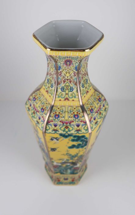 Jarra porcelana amarela da China