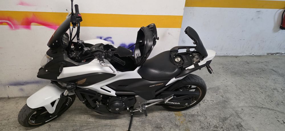 Nc750x em optimo estado