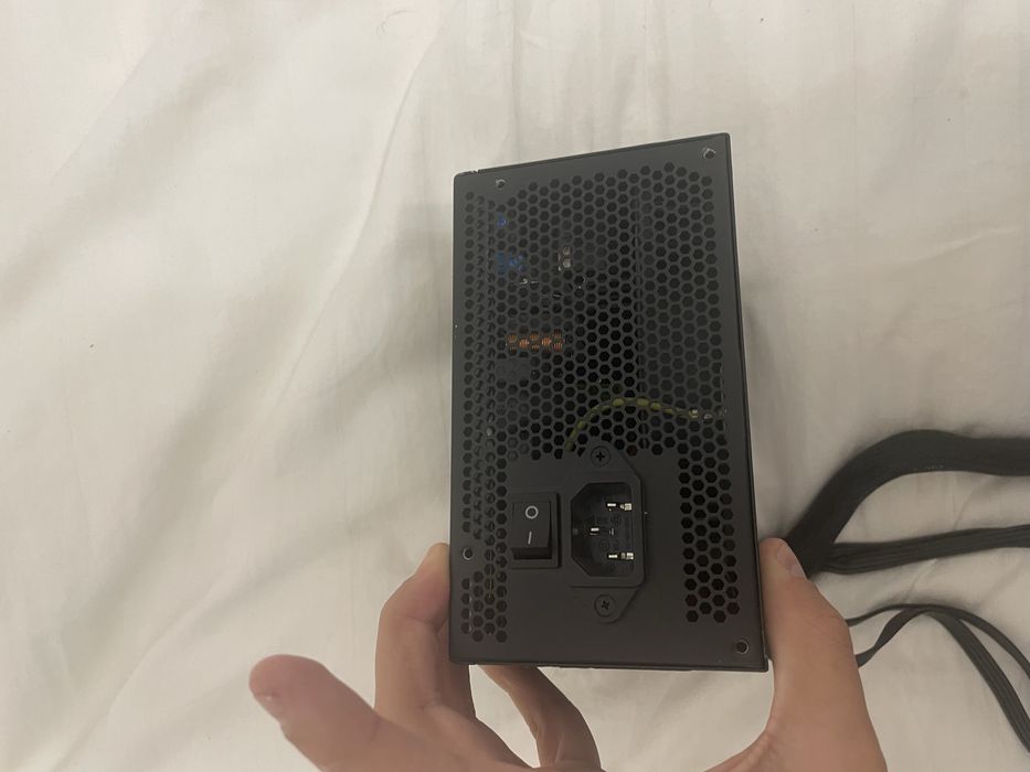 Продам блок питания corsair tx650m СРОЧНО!