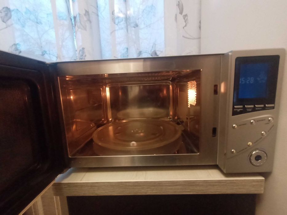 Микроволновая печь с грилем Нержавейка