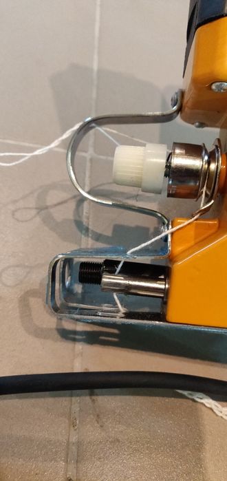 Мішкозашивна машина