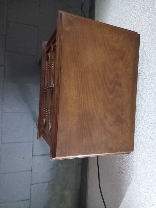 Mesa de cabeceira