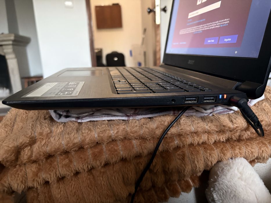 Vende se Pc Portatil Acer I3