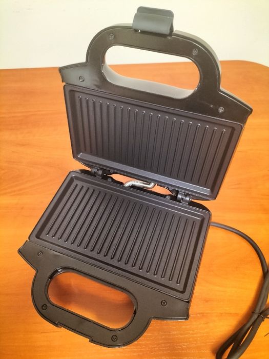 MOULINEX  Ultracompact Non-Stick Sandwich Toaster