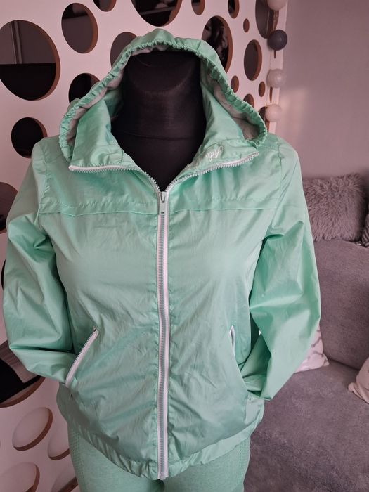 Wiosenny zestaw wiatrówka + legginsy