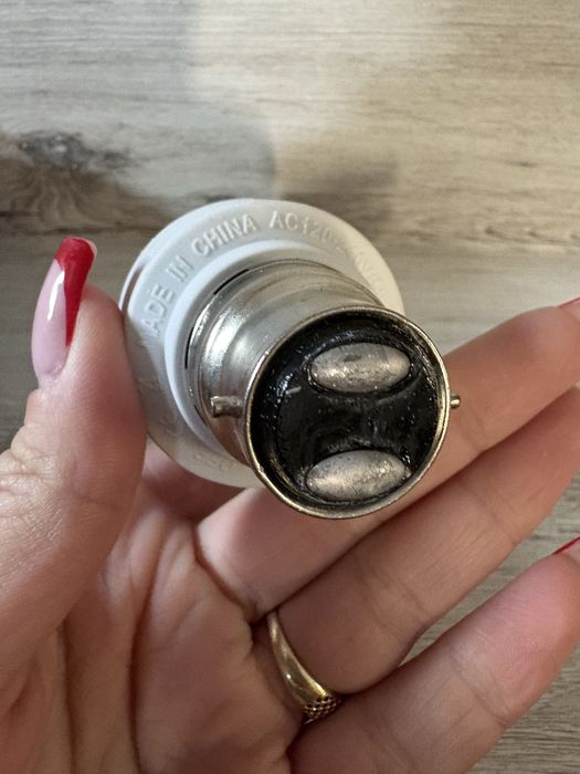 Oprawki żarówki z czujnikiem zmierzchu 4szt