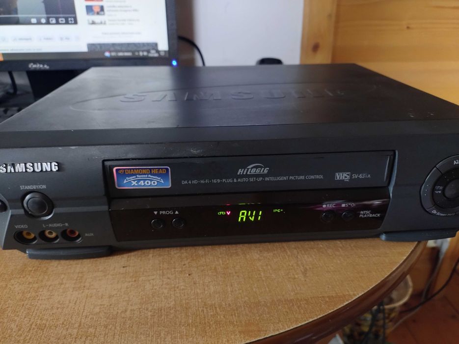Odtwarzacz VHS Samsung SV-631X