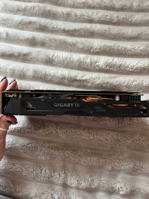 AMD Radeon RX 480 8gb Gigabyte