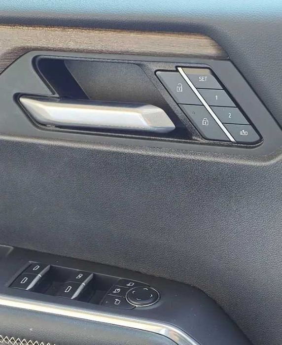 GMC Acadia 2025 продаж