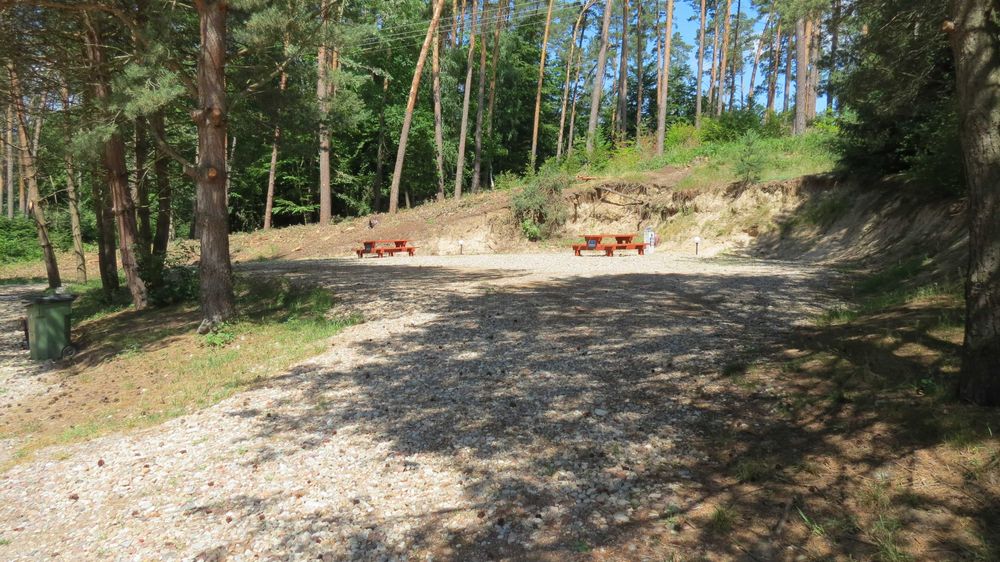 Całoroczny Camper Park CAMPING nad Jeziorem Kemping Kamper Przyczepa