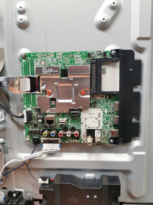 Tv LG 50UN74006lb "placas"