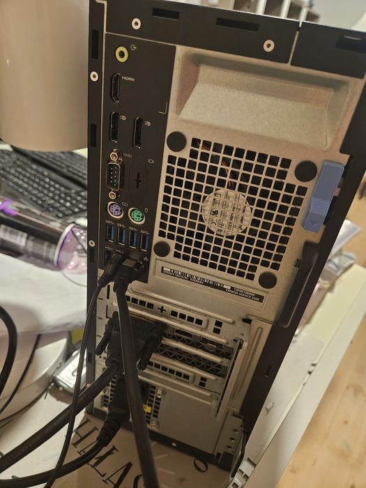 Komputer Dell optiplex 7050