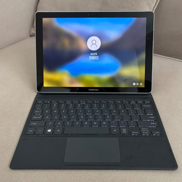Samsung Galaxy Book 12 LTE Windows nano Sim