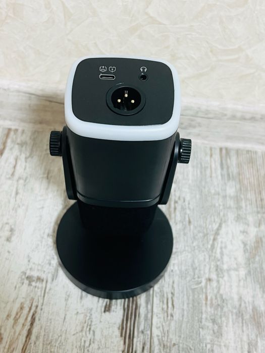 Продам микрофон fifine am8